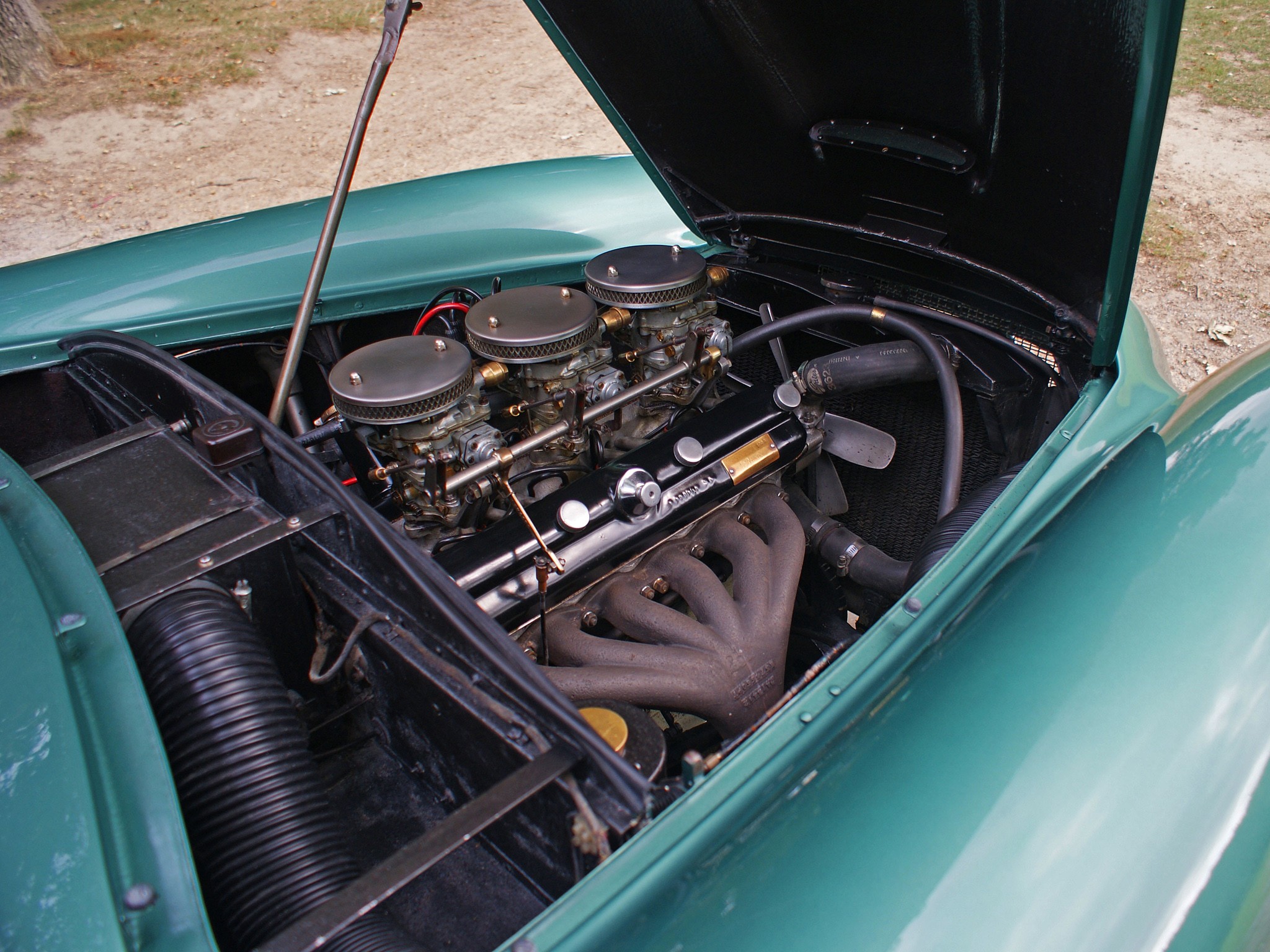 Bristol 404 photo 14