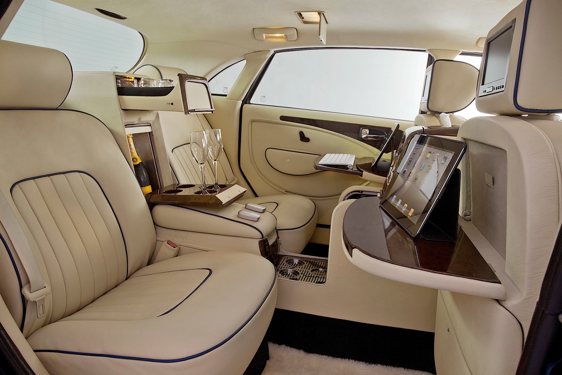 Bufori Geneva photo 10