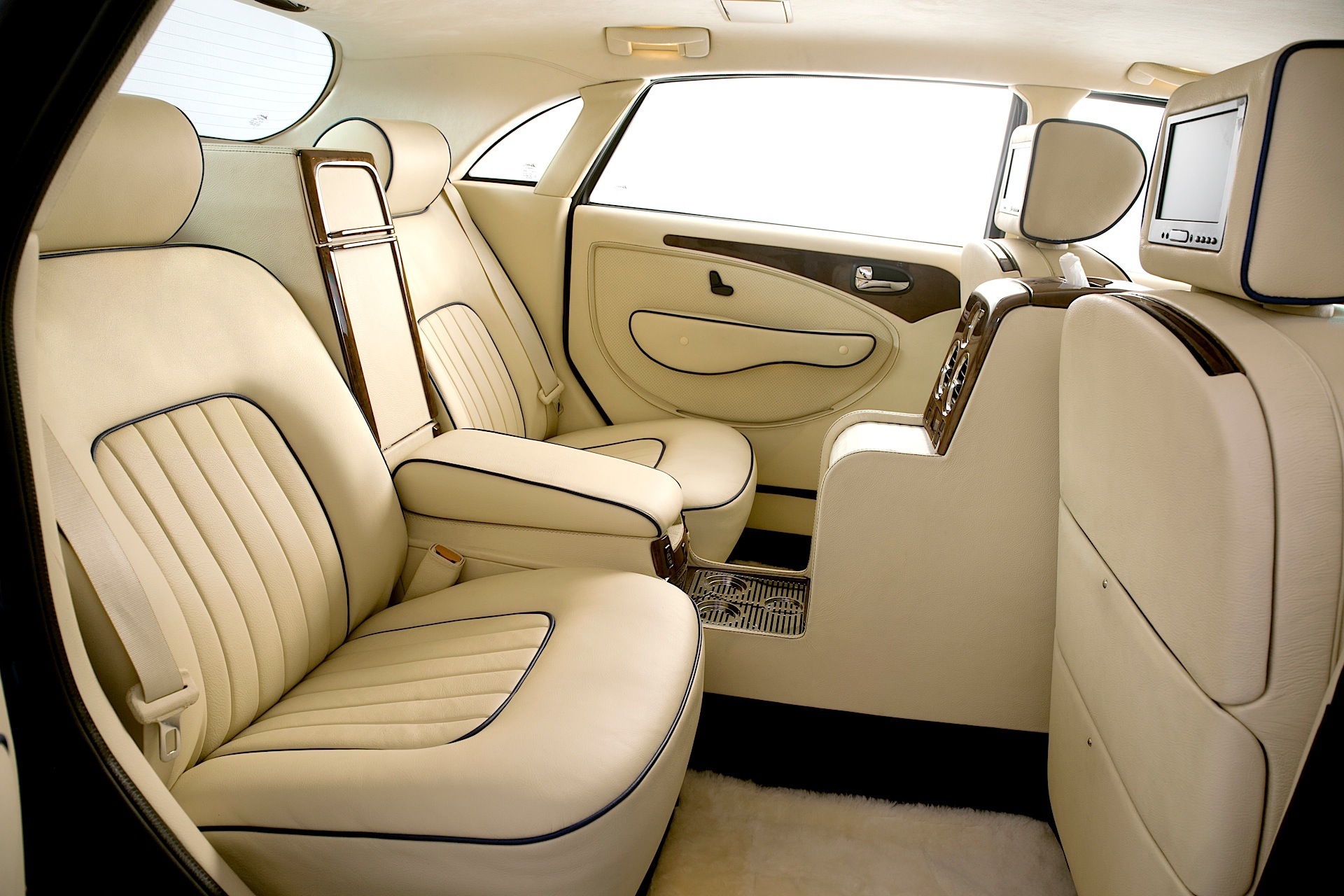 Bufori Geneva photo 9