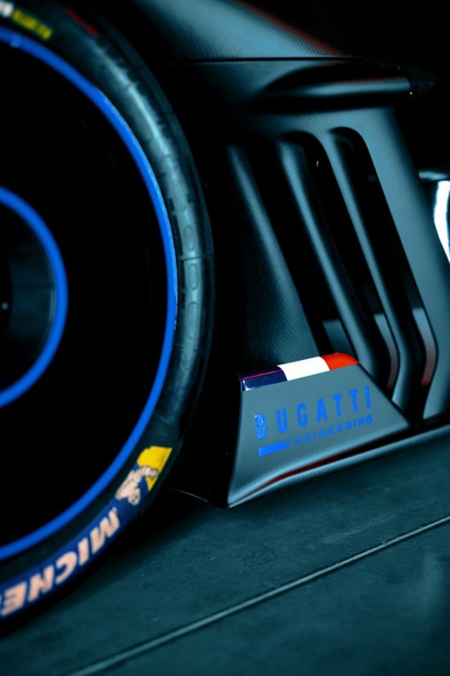 Bugatti Bolide photo 26