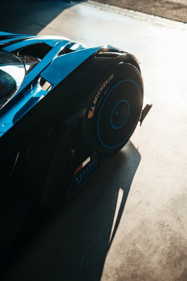 Bugatti Bolide photo 5