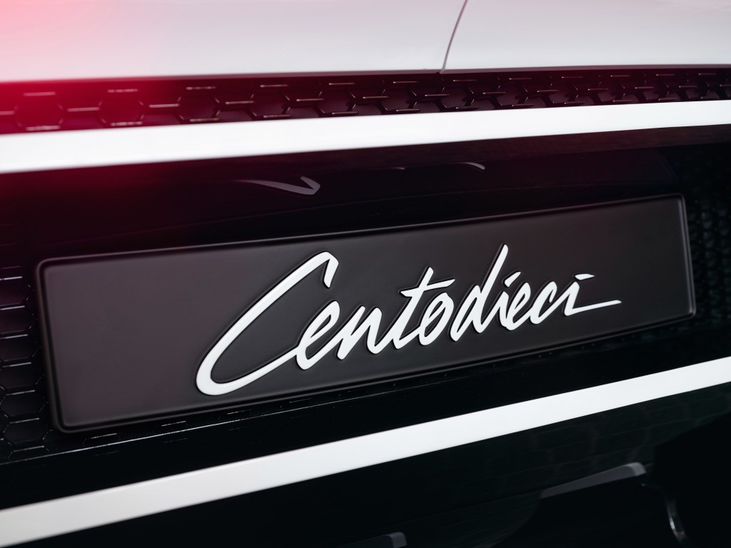 Bugatti Centodieci photo 14