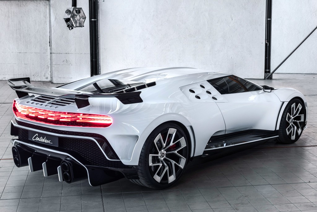 Bugatti Centodieci photo 17