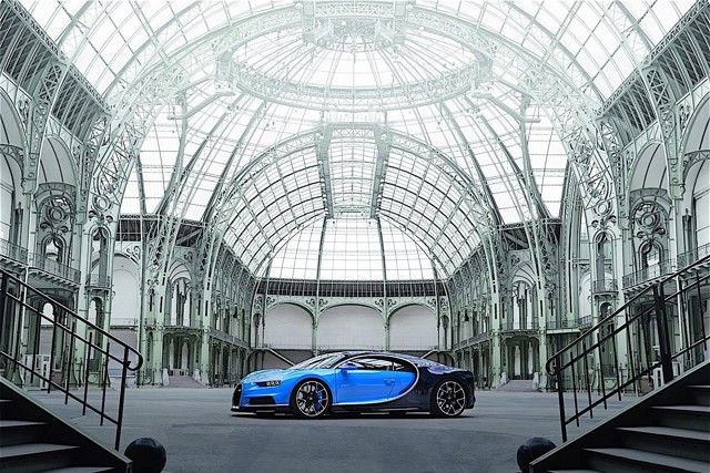 Bugatti Chiron photo 7