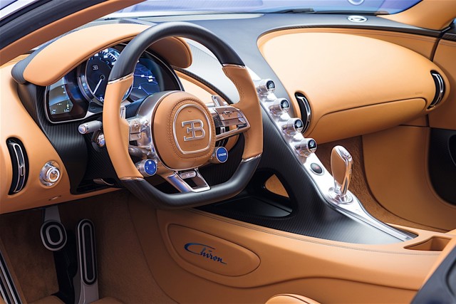 Bugatti Chiron photo 49
