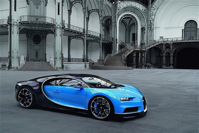 Bugatti Chiron photo 19