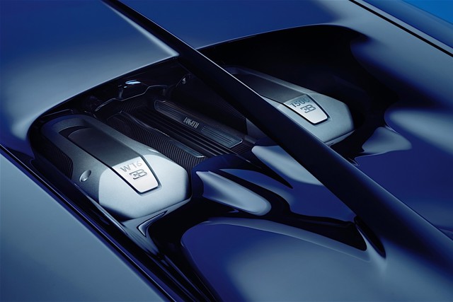 Bugatti Chiron photo 30
