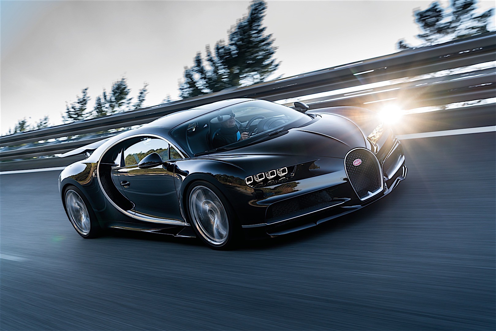 Bugatti Chiron photo 42