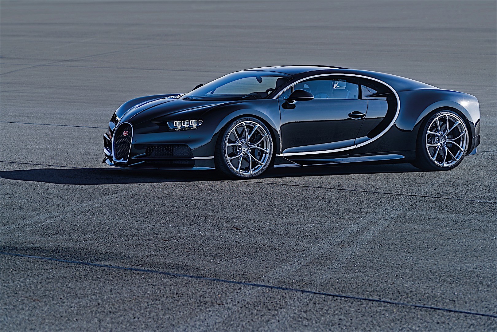 Bugatti Chiron photo 46