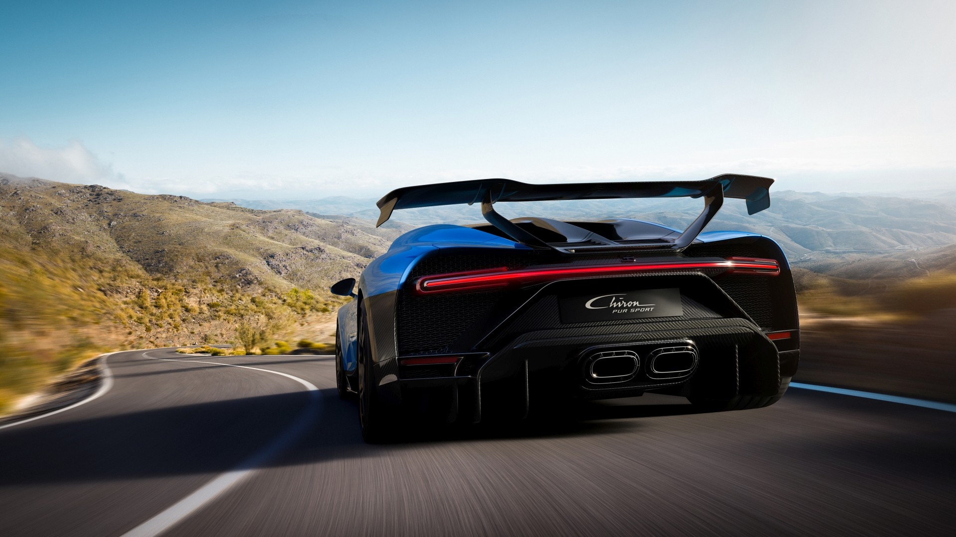 Bugatti Chiron photo 11