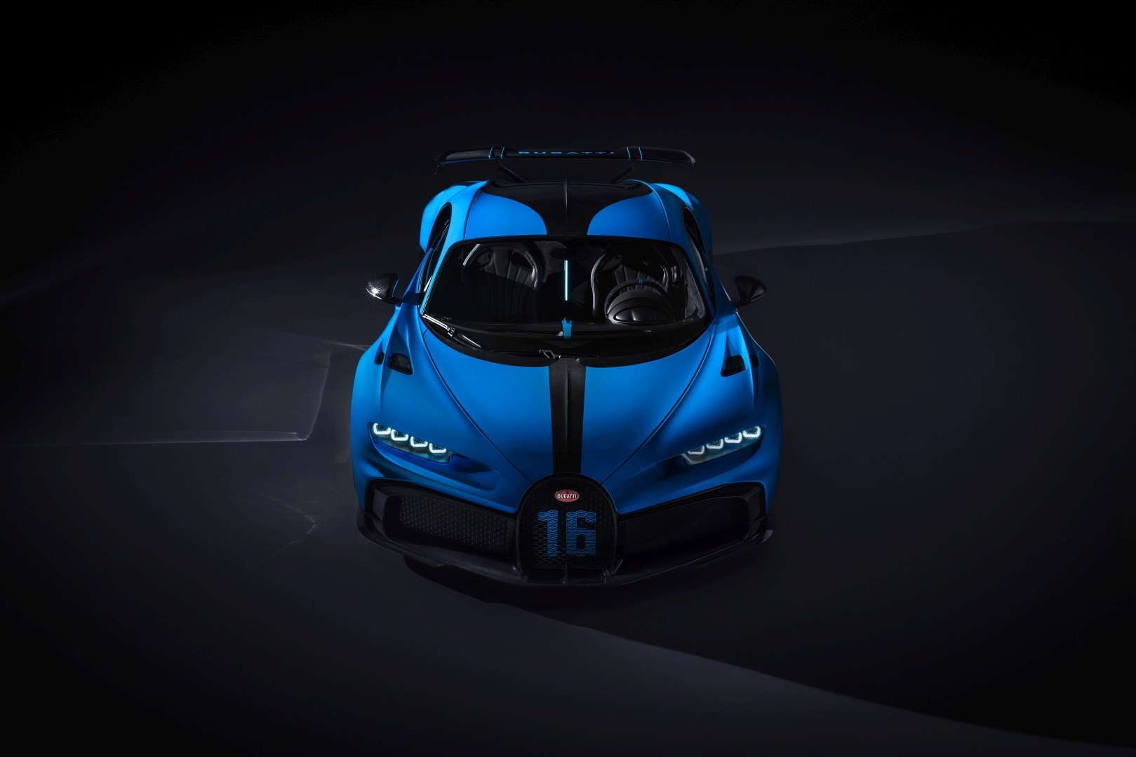 Bugatti Chiron photo 20