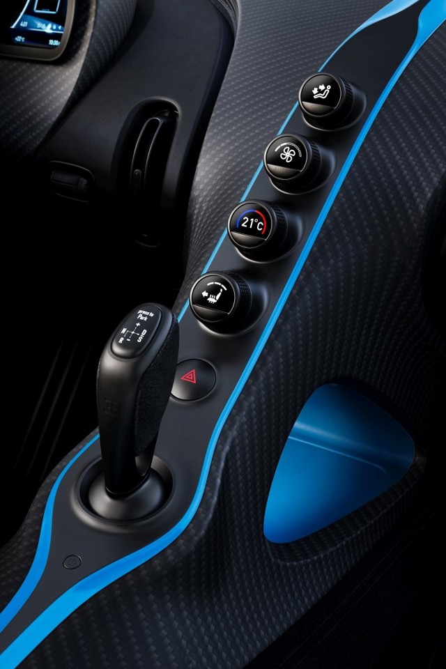 Bugatti Chiron foto 33