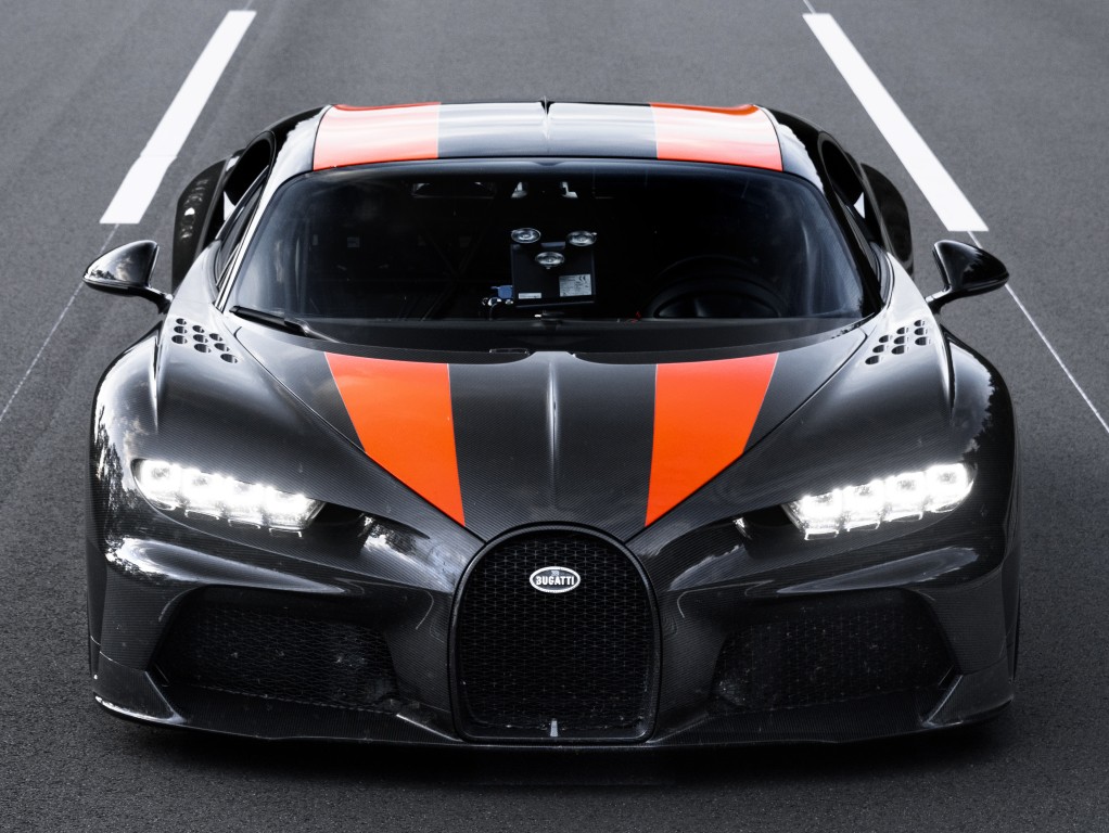 Bugatti Chiron photo 9