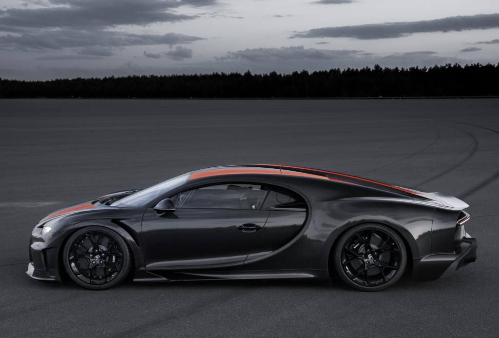 Bugatti Chiron photo 4