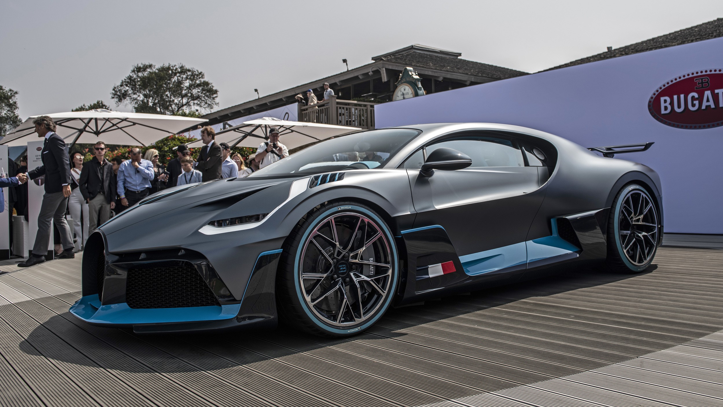 Bugatti Divo photo 3