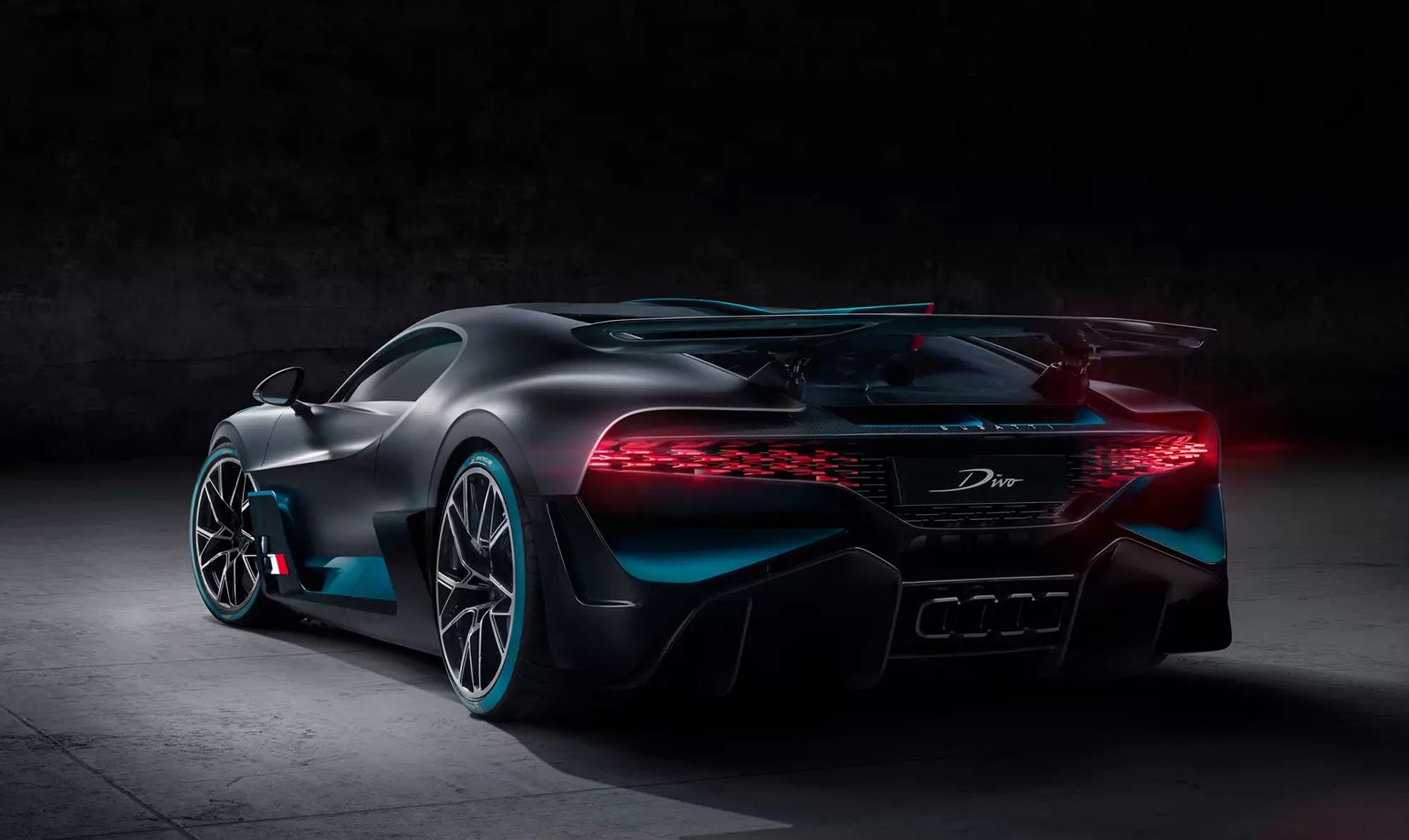 Bugatti Divo photo 5