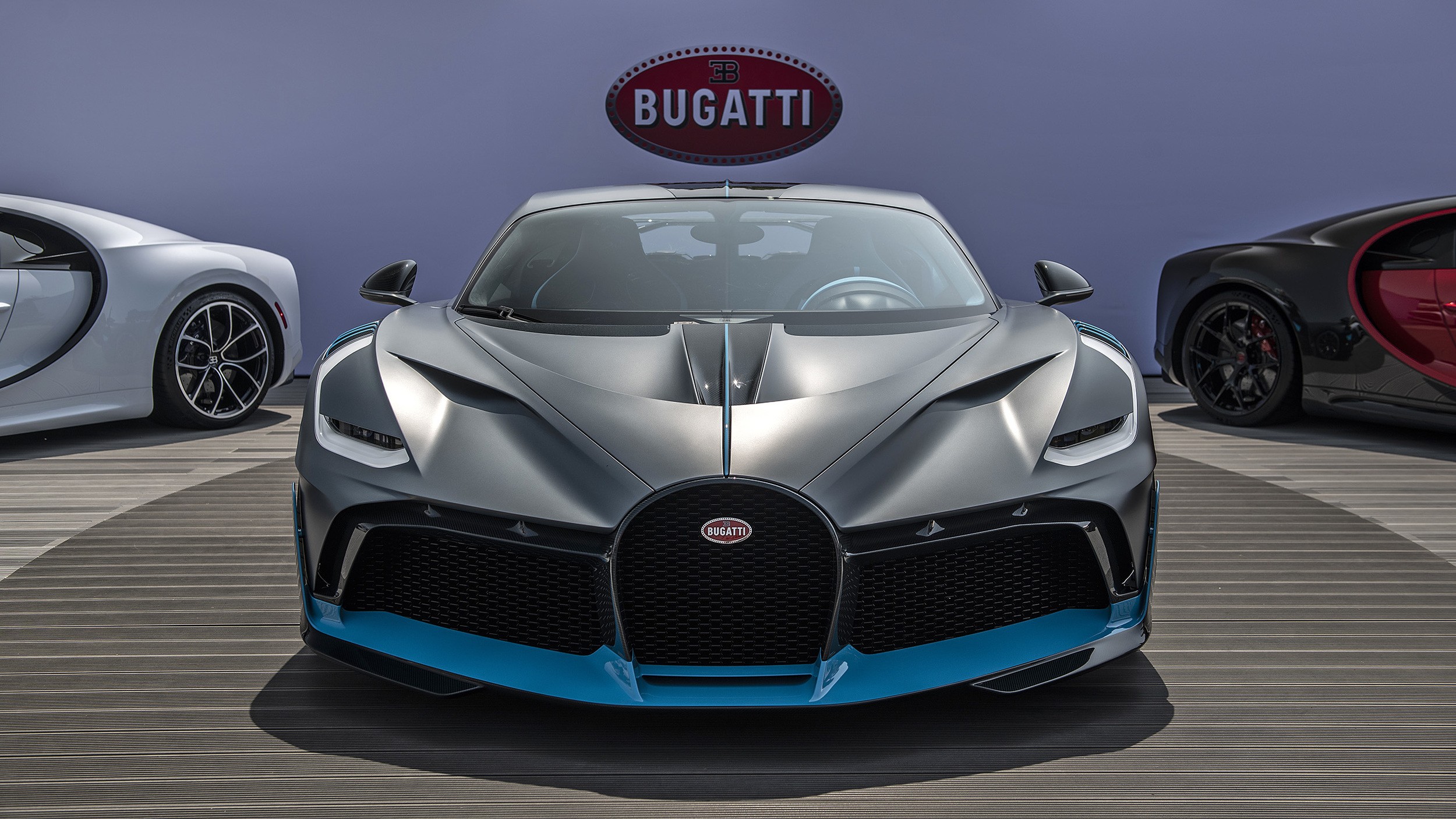 Bugatti Divo photo 8