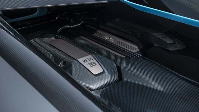 Bugatti Divo photo 46