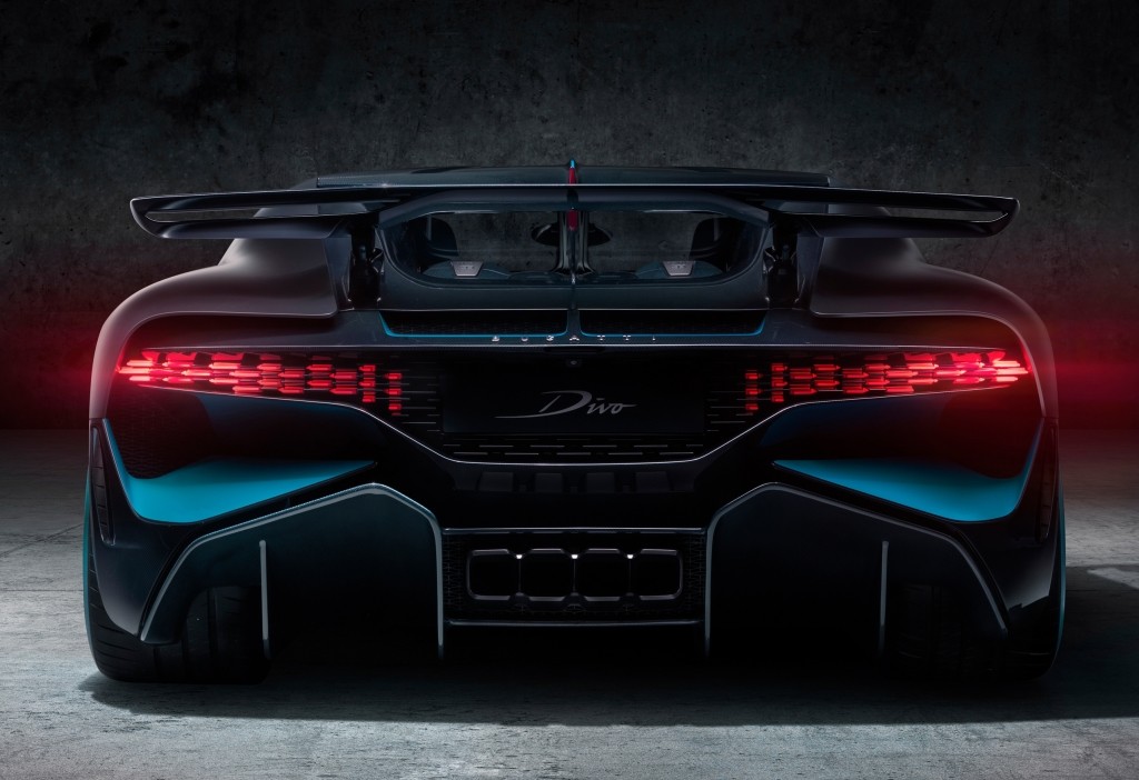 Bugatti Divo photo 21