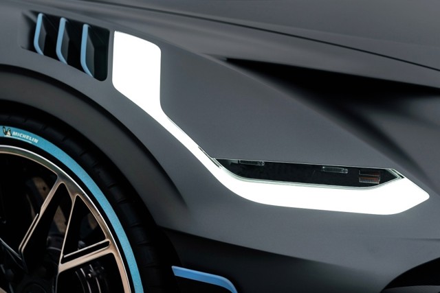 Bugatti Divo photo 23