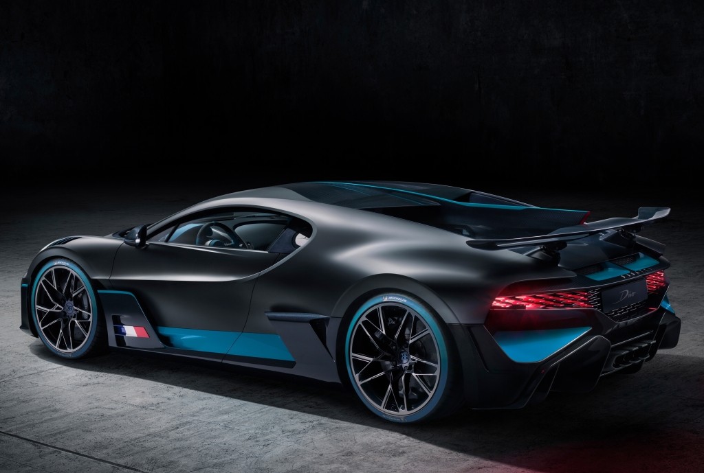 Bugatti Divo photo 27