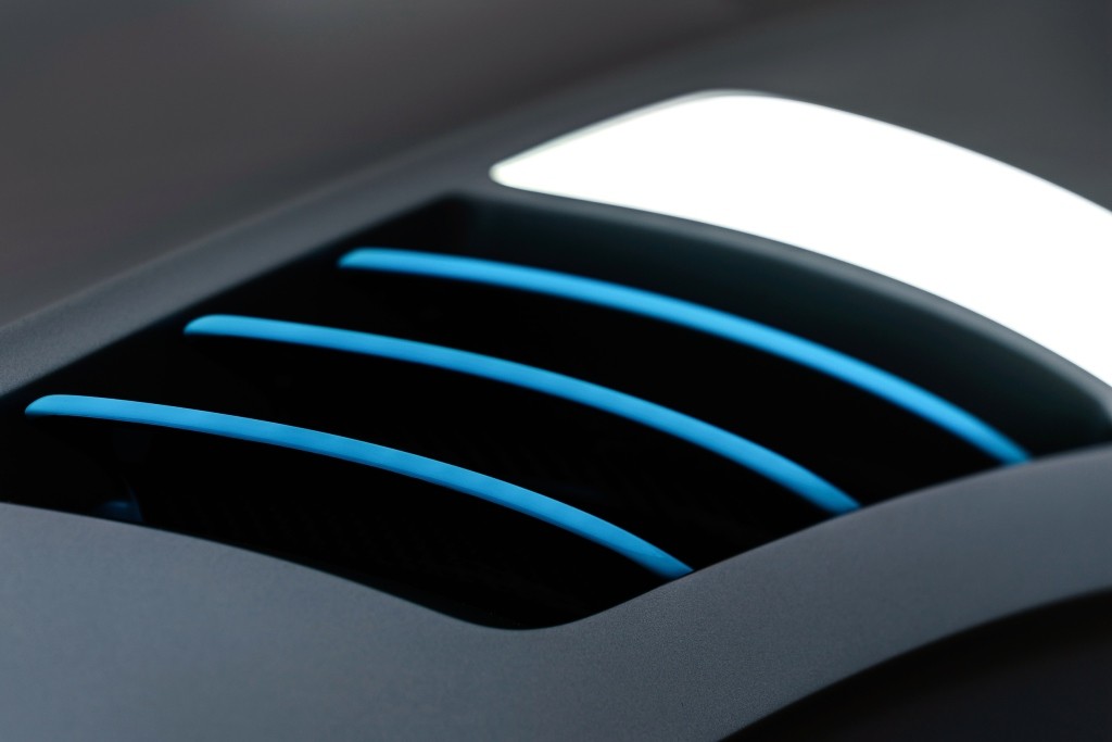 Bugatti Divo photo 28