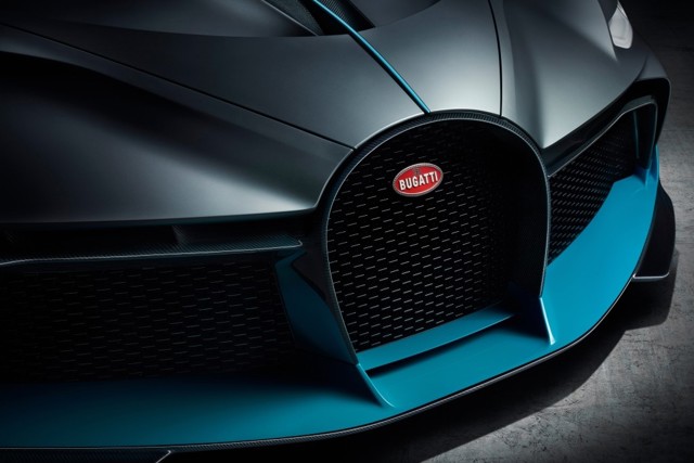 Bugatti Divo photo 37
