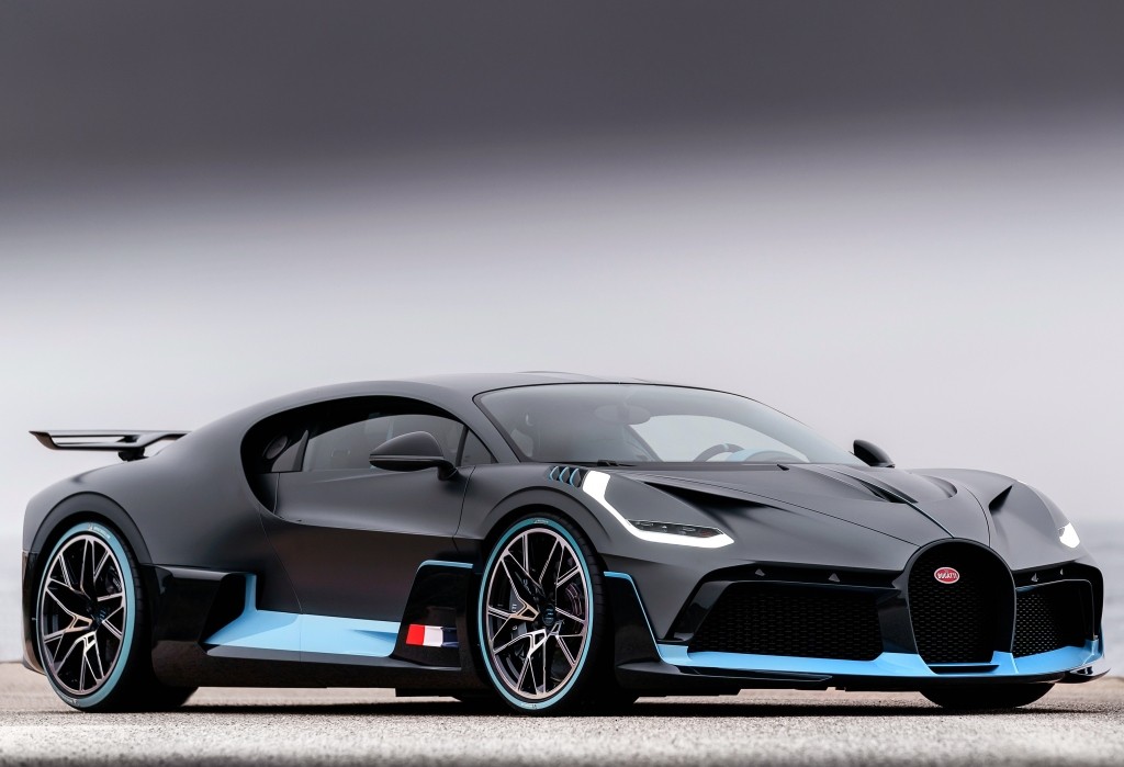 Bugatti Divo photo 38