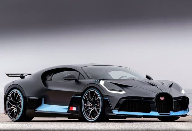 Bugatti Divo photo 38