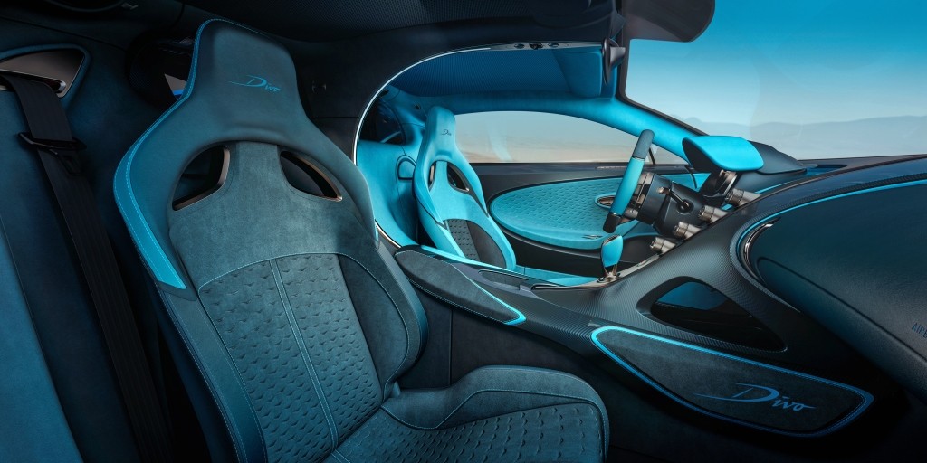 Bugatti Divo photo 51