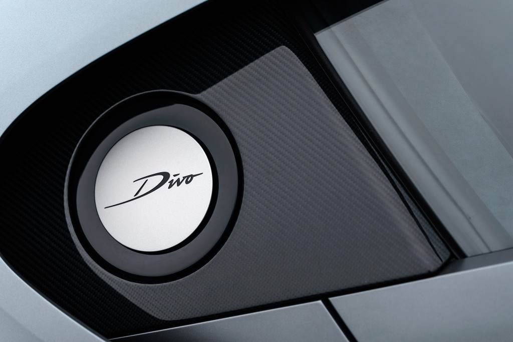 Bugatti Divo photo 52