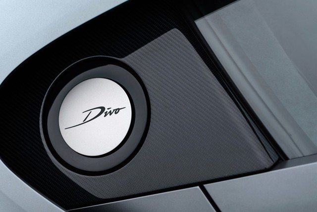 Bugatti Divo photo 52