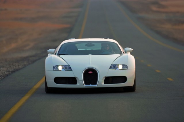 Bugatti Veyron photo 31
