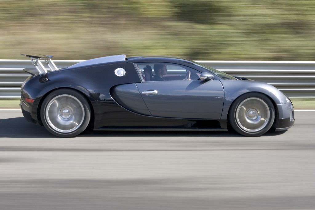 Bugatti Veyron photo 35