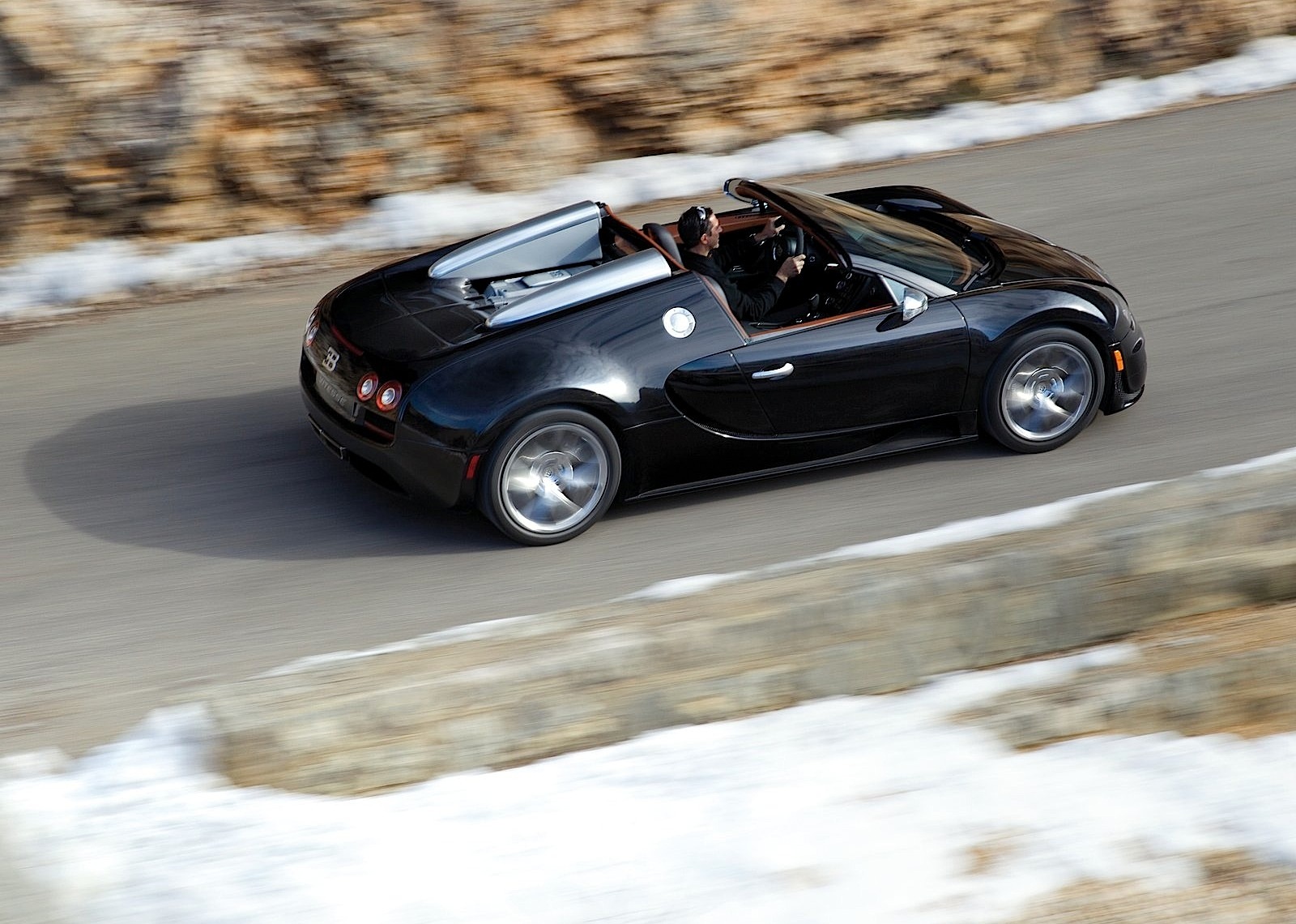 Bugatti Veyron photo 11