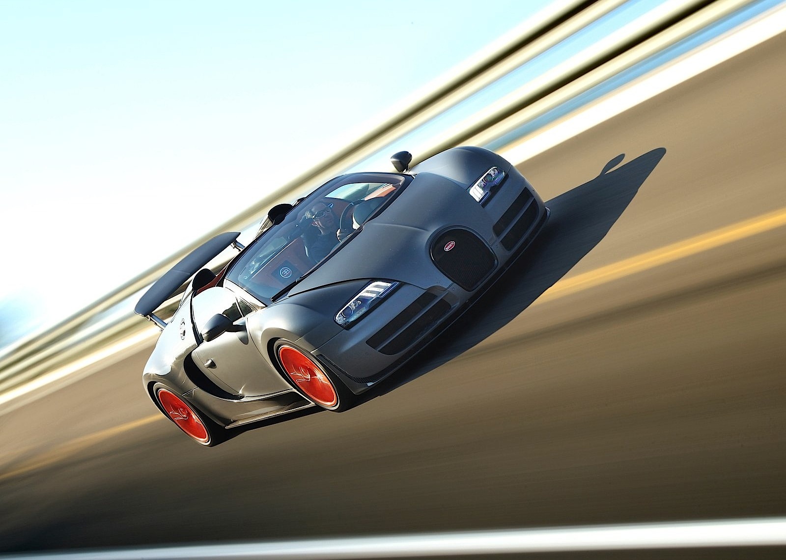 Bugatti Veyron photo 19