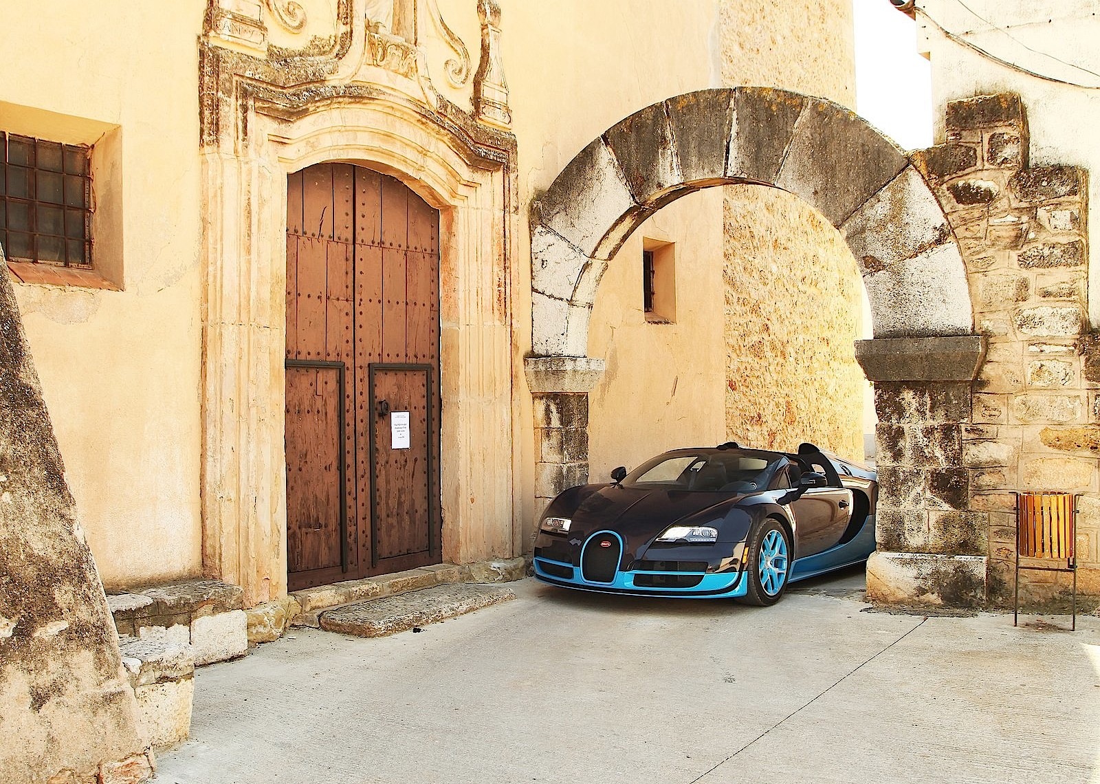 Bugatti Veyron photo 24
