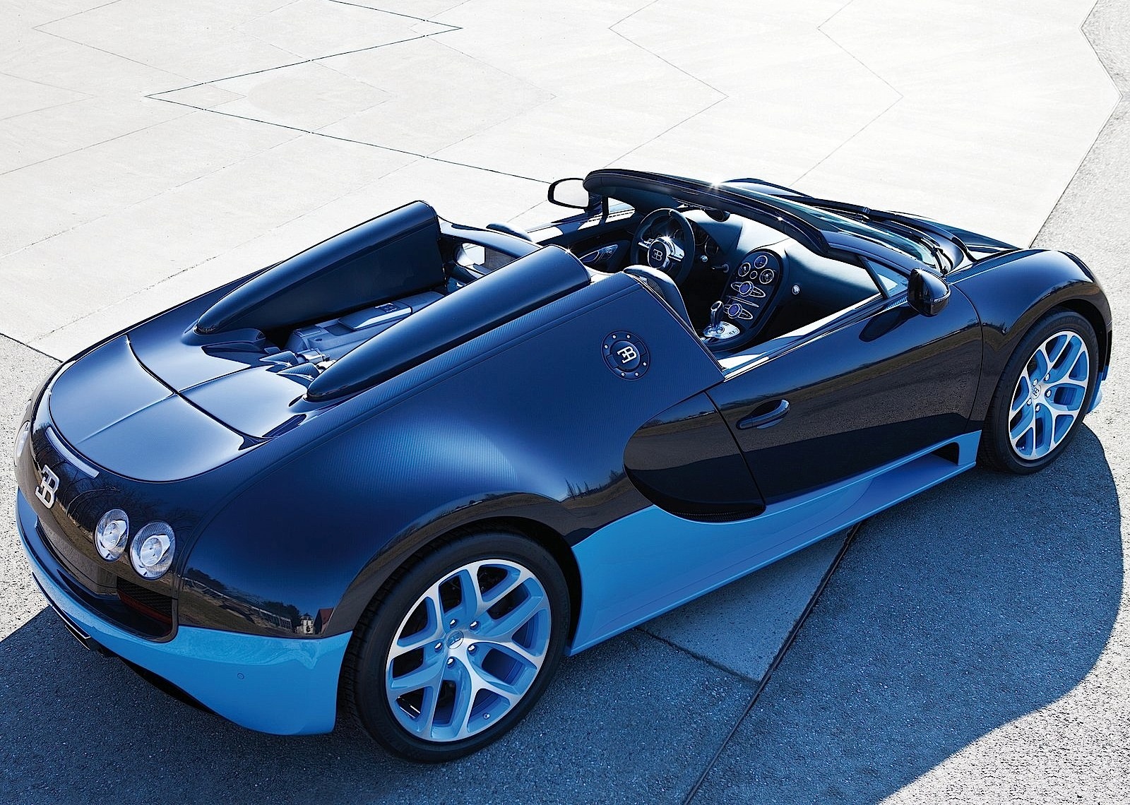 Bugatti Veyron photo 37