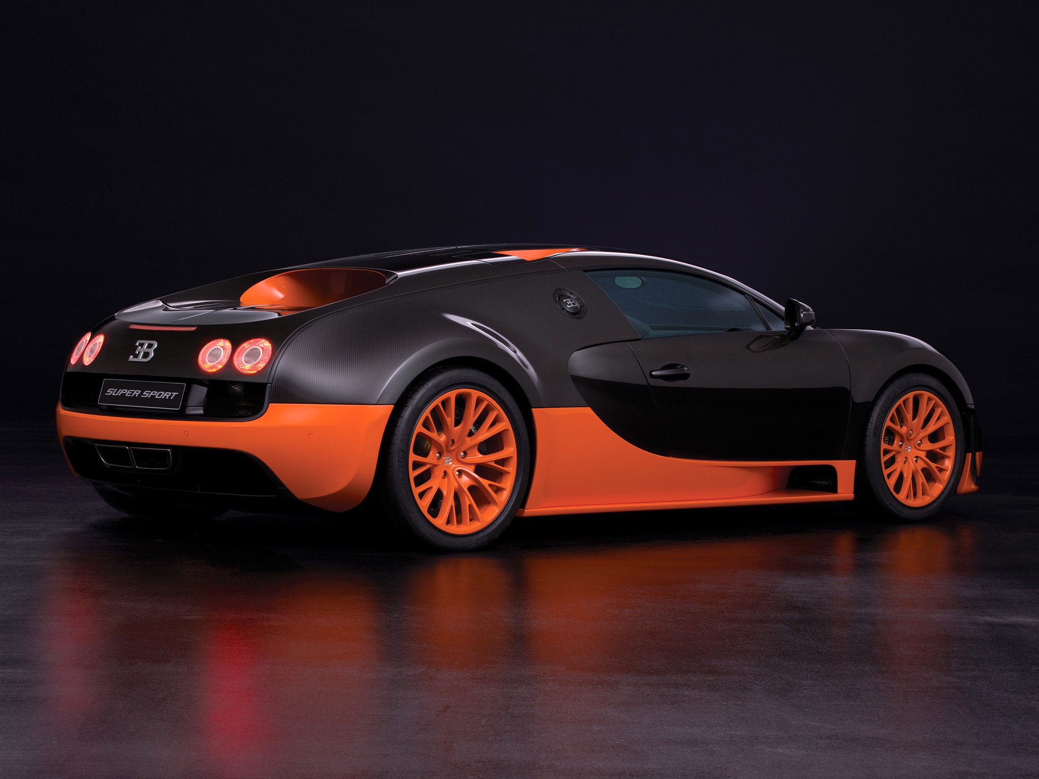 Bugatti Veyron photo 14