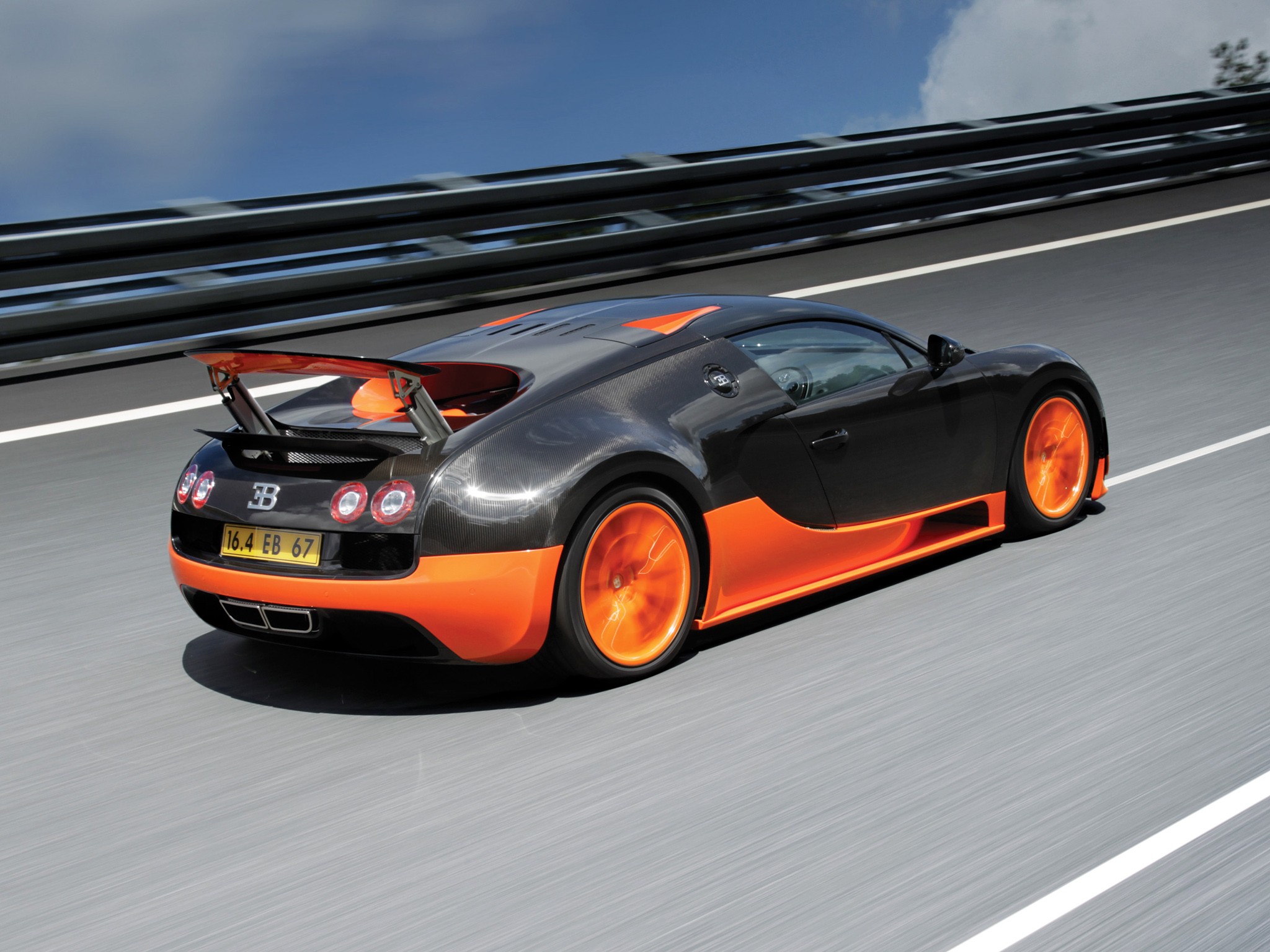 Bugatti Veyron photo 18