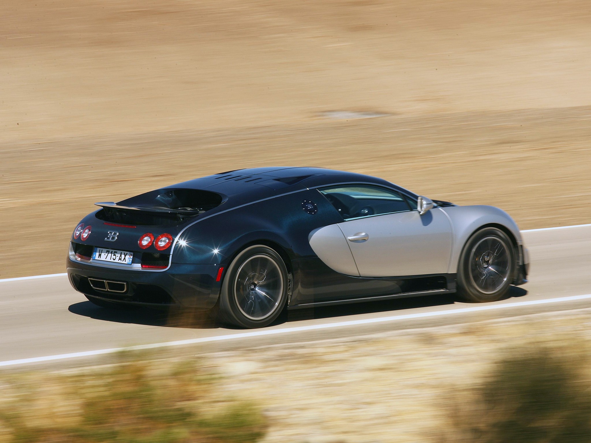 Bugatti Veyron photo 36