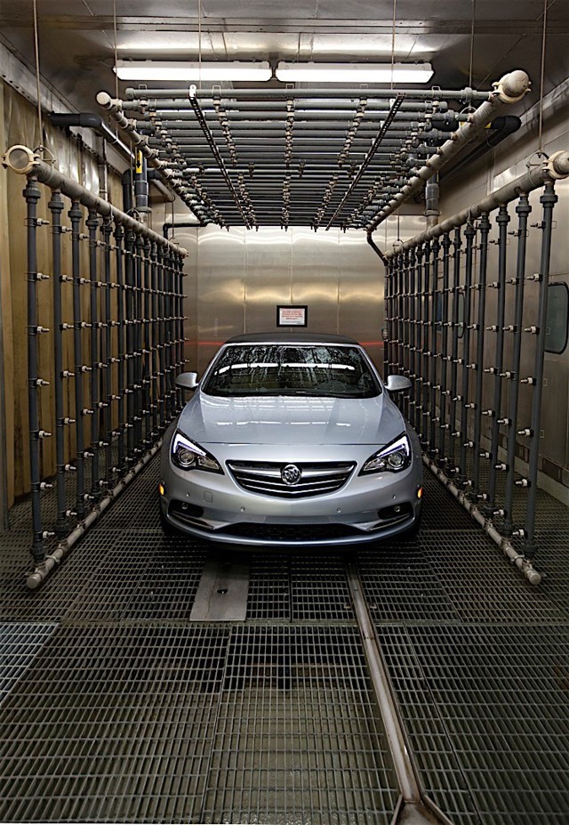 Buick Cascada photo 16
