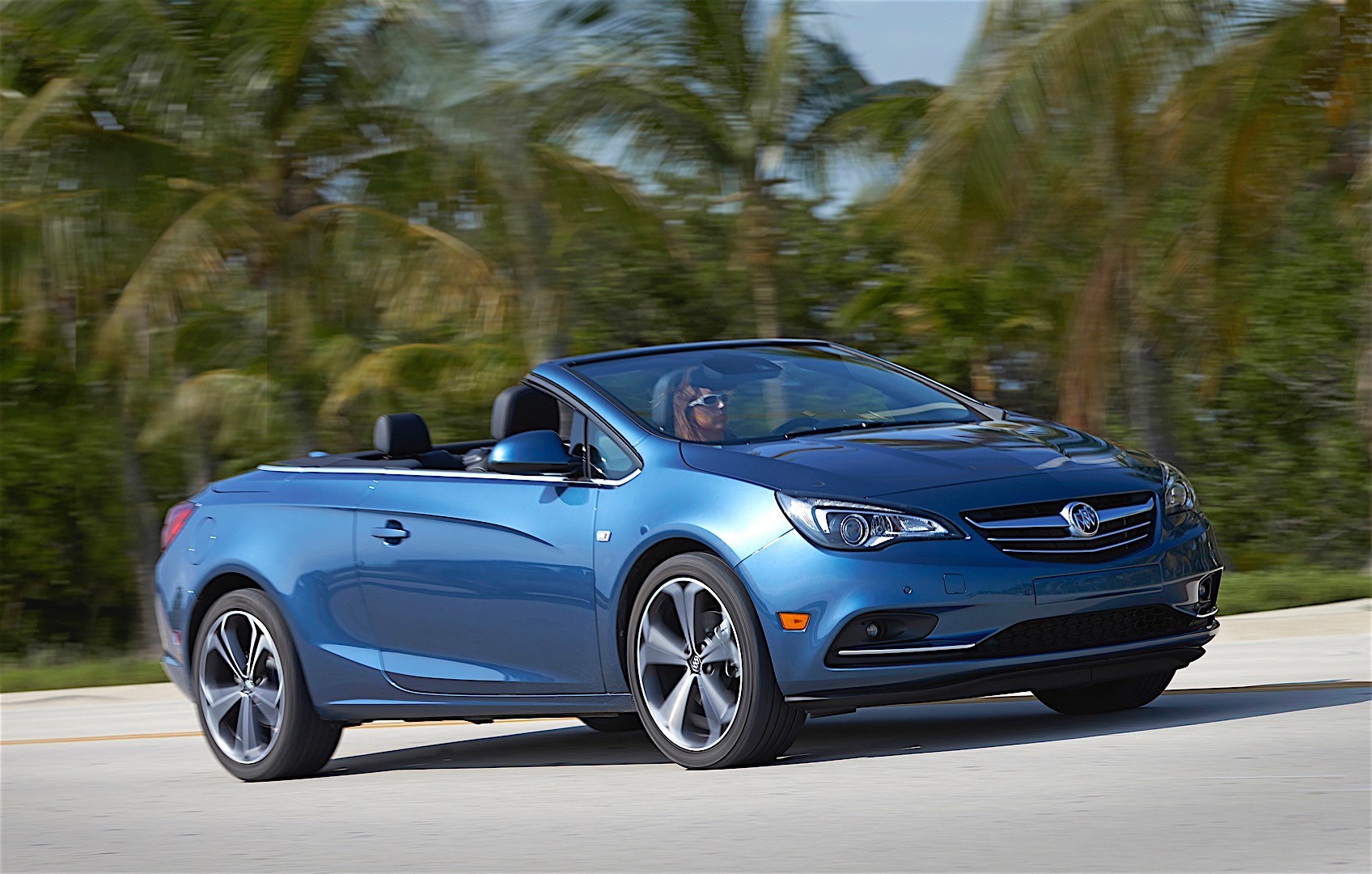 Buick Cascada photo 24