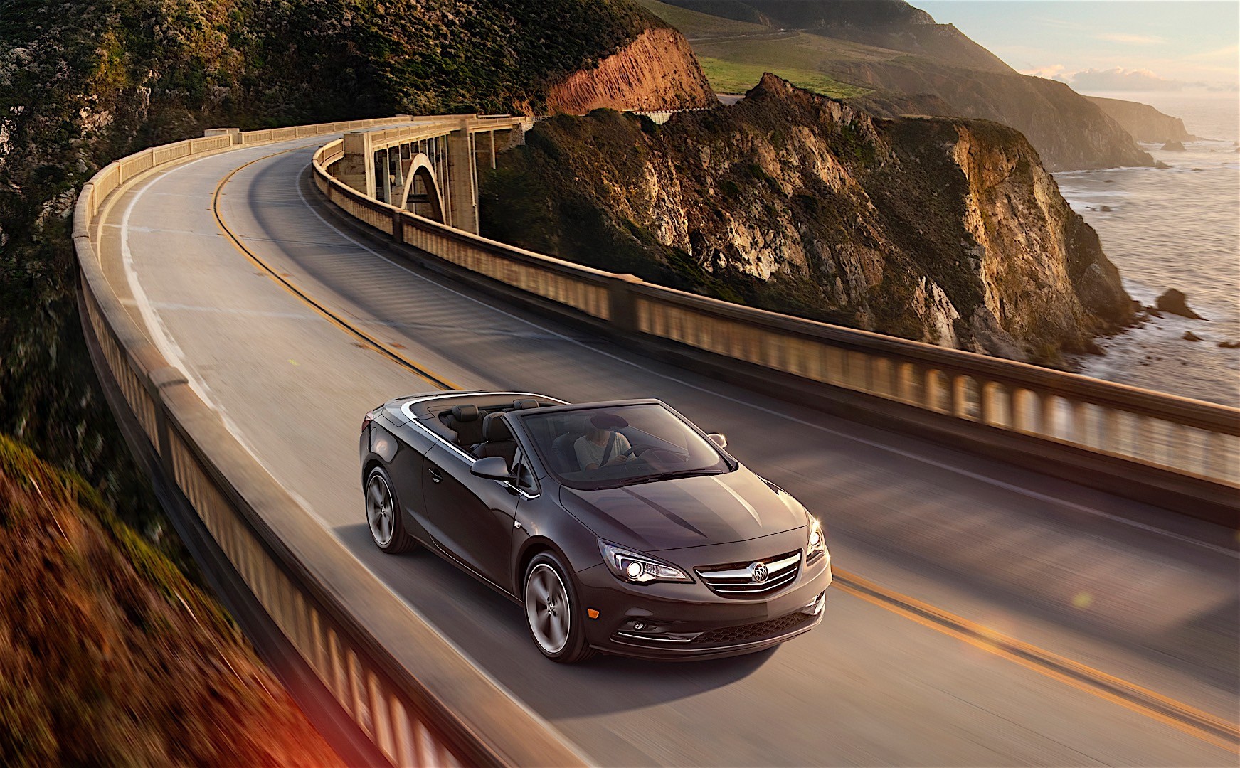 Buick Cascada photo 2