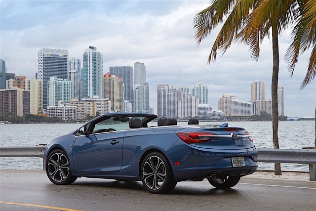 Buick Cascada photo 3