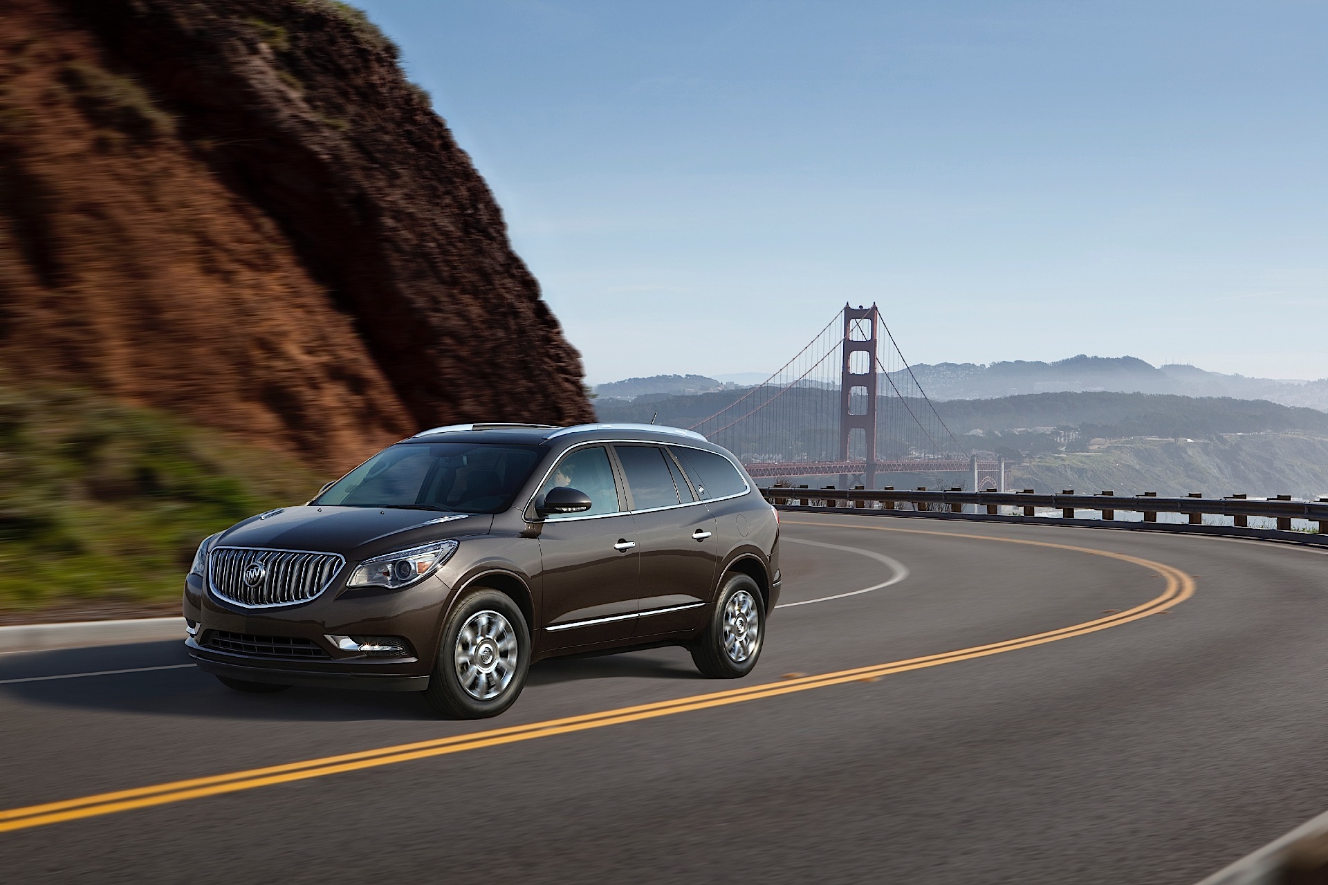 Buick Enclave photo 9
