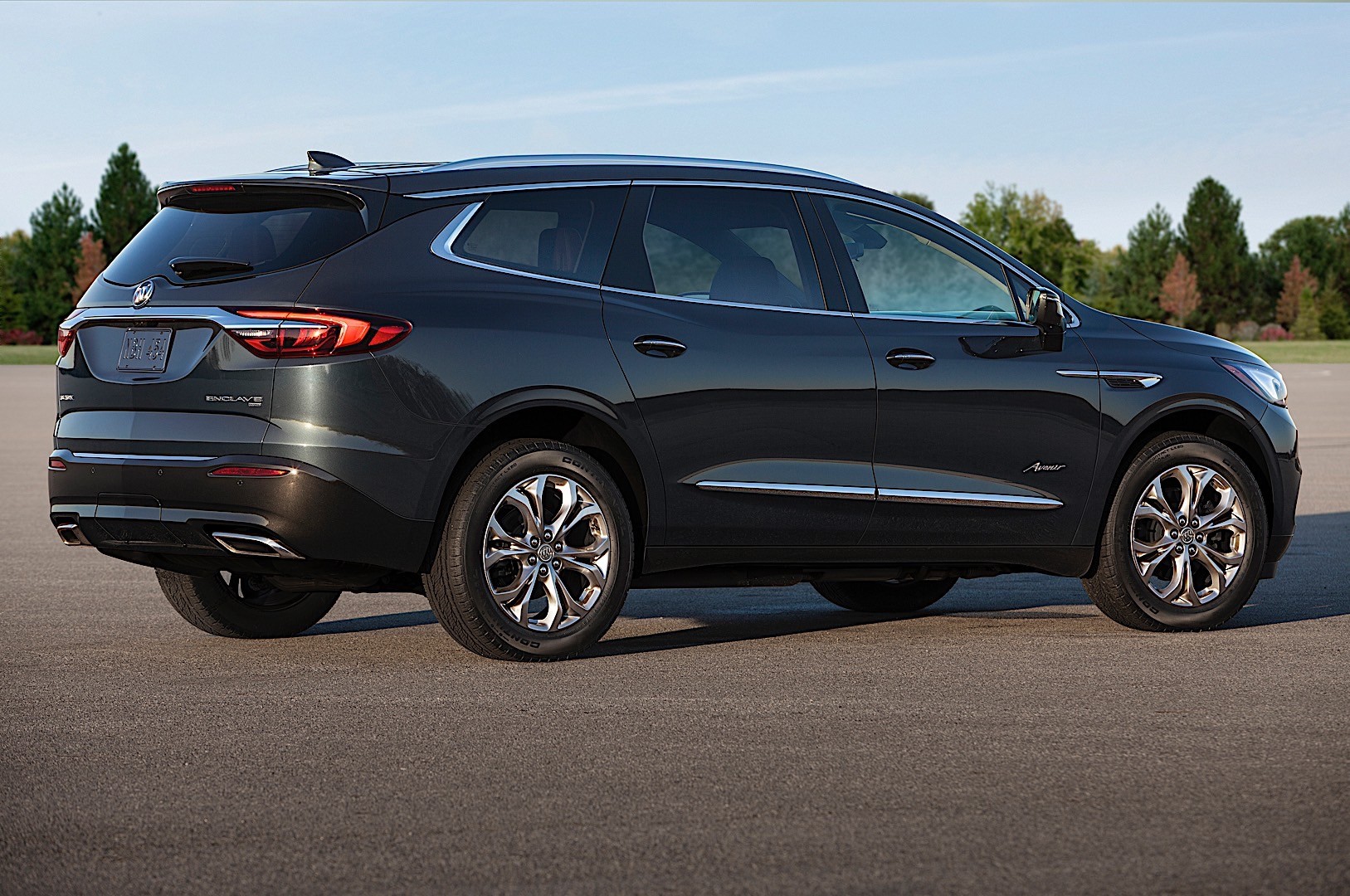 Buick Enclave photo 4