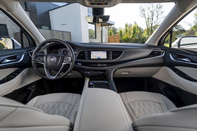 Buick Enclave photo 1