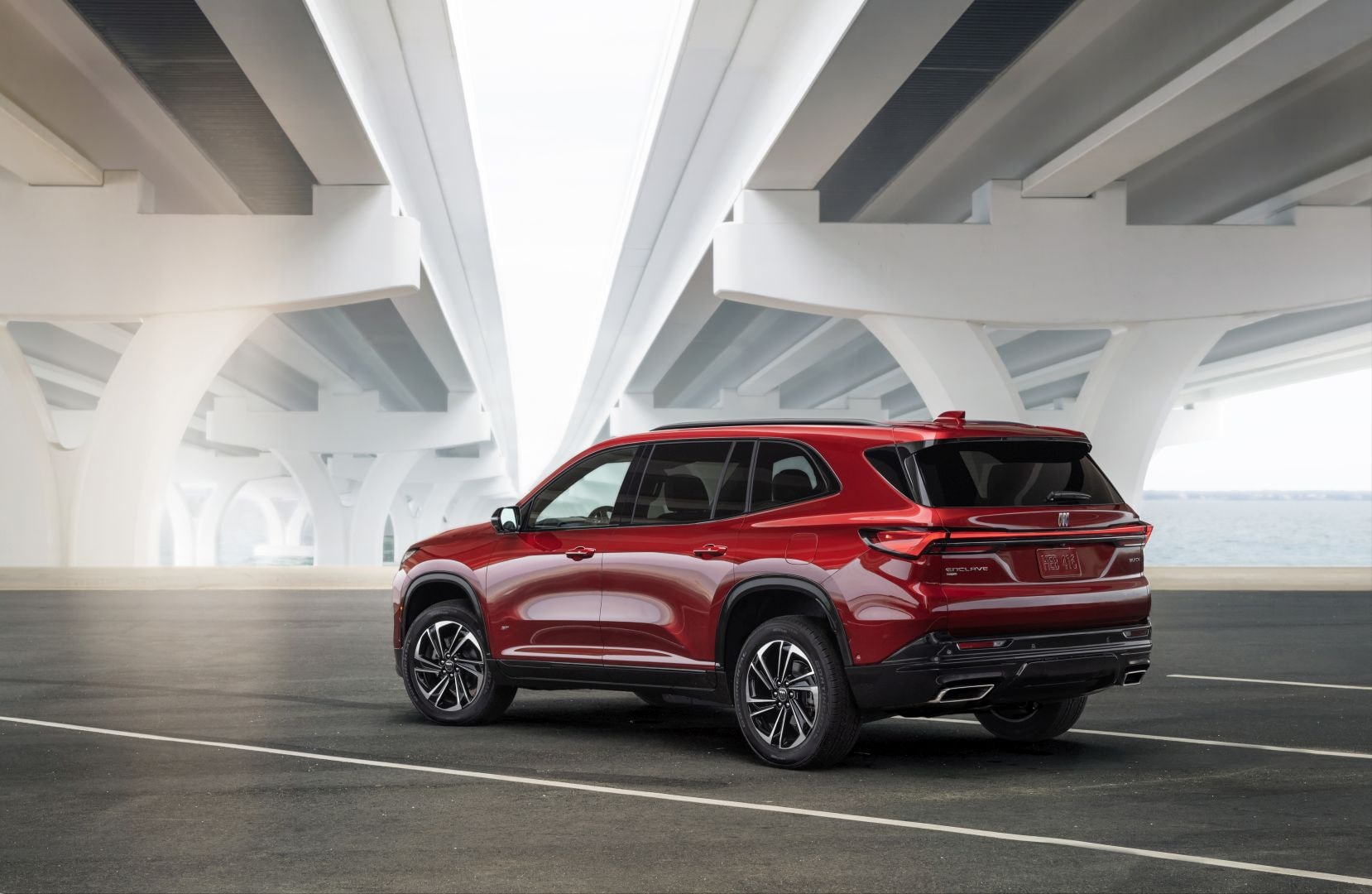 Buick Enclave photo 5