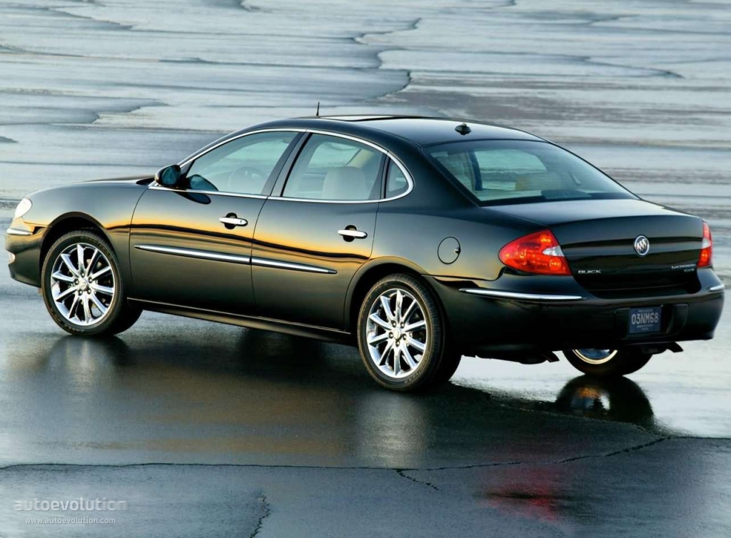 Buick Lacrosse photo 7